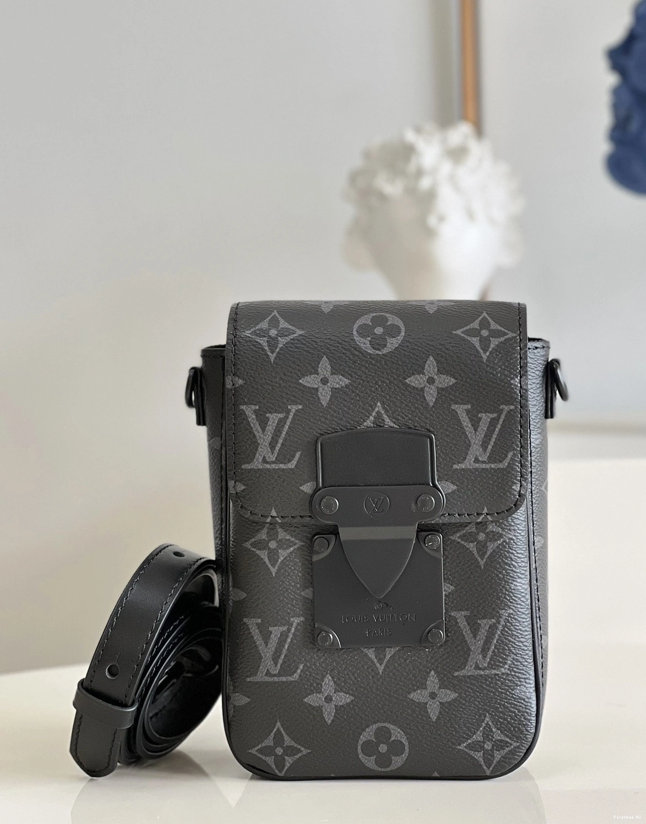 Firstbags ru review LOUIS S-LOCK VERTICAL WEARABLE WALLET VUITTON 0804